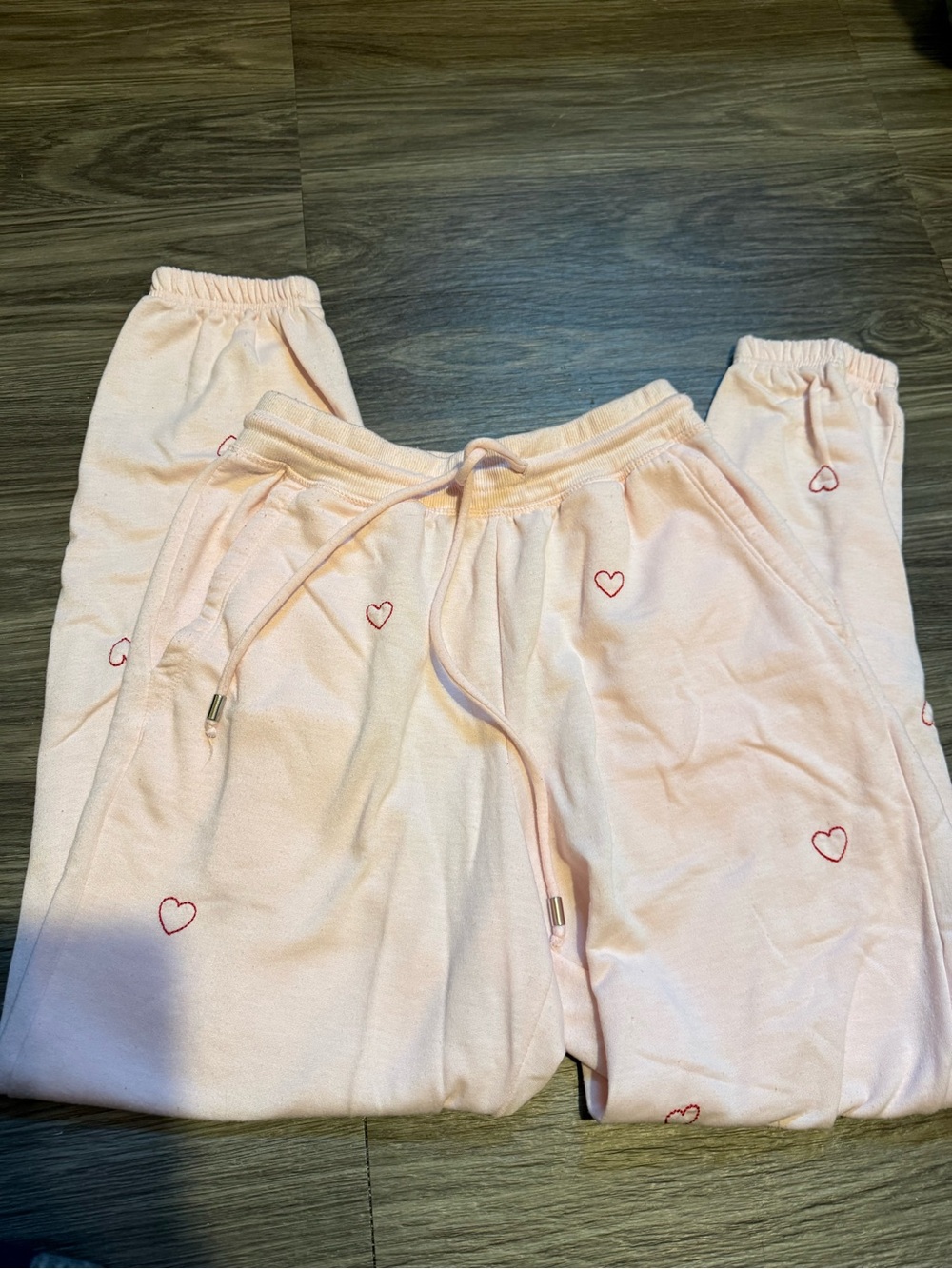 Women's Pink Heart-Print Jogger Pants